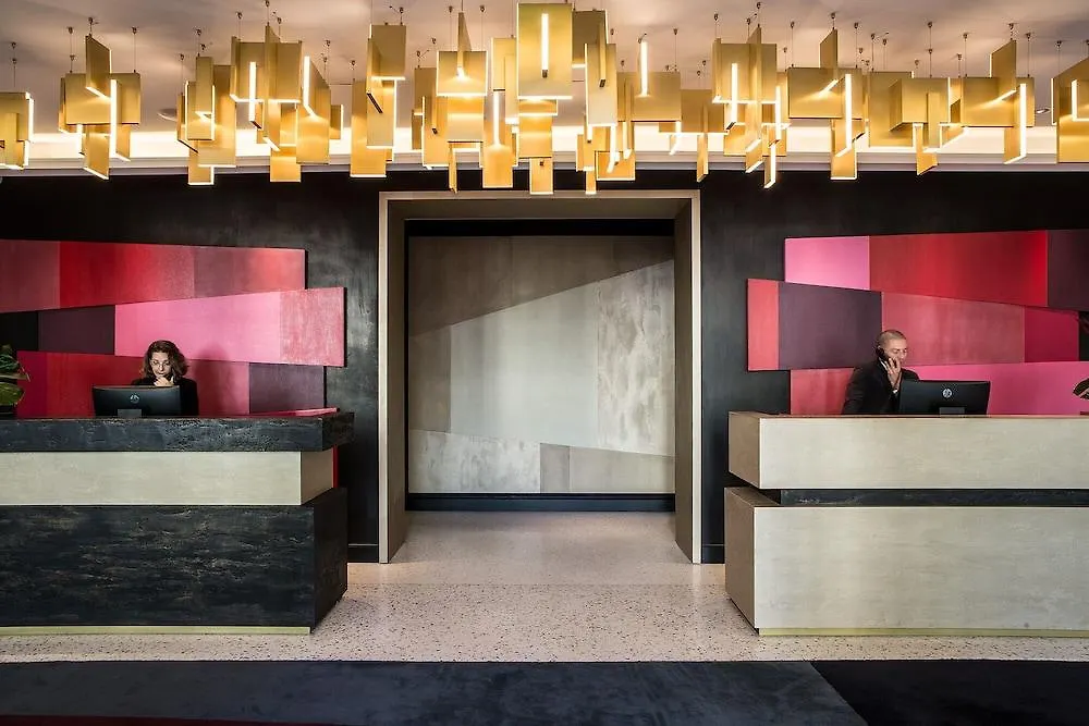 Fauchon L'hotel מלון